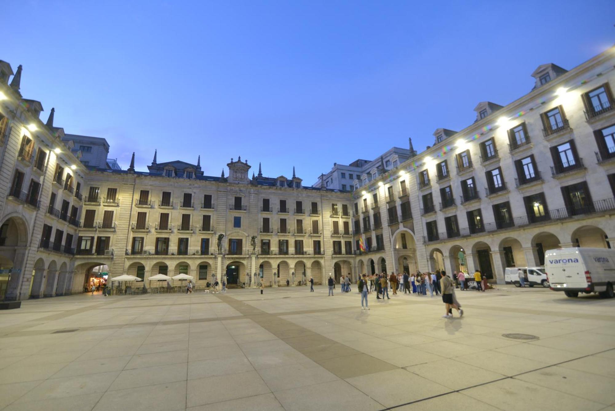 El Apartamento De San Manolo By Just Room Santander Buitenkant foto